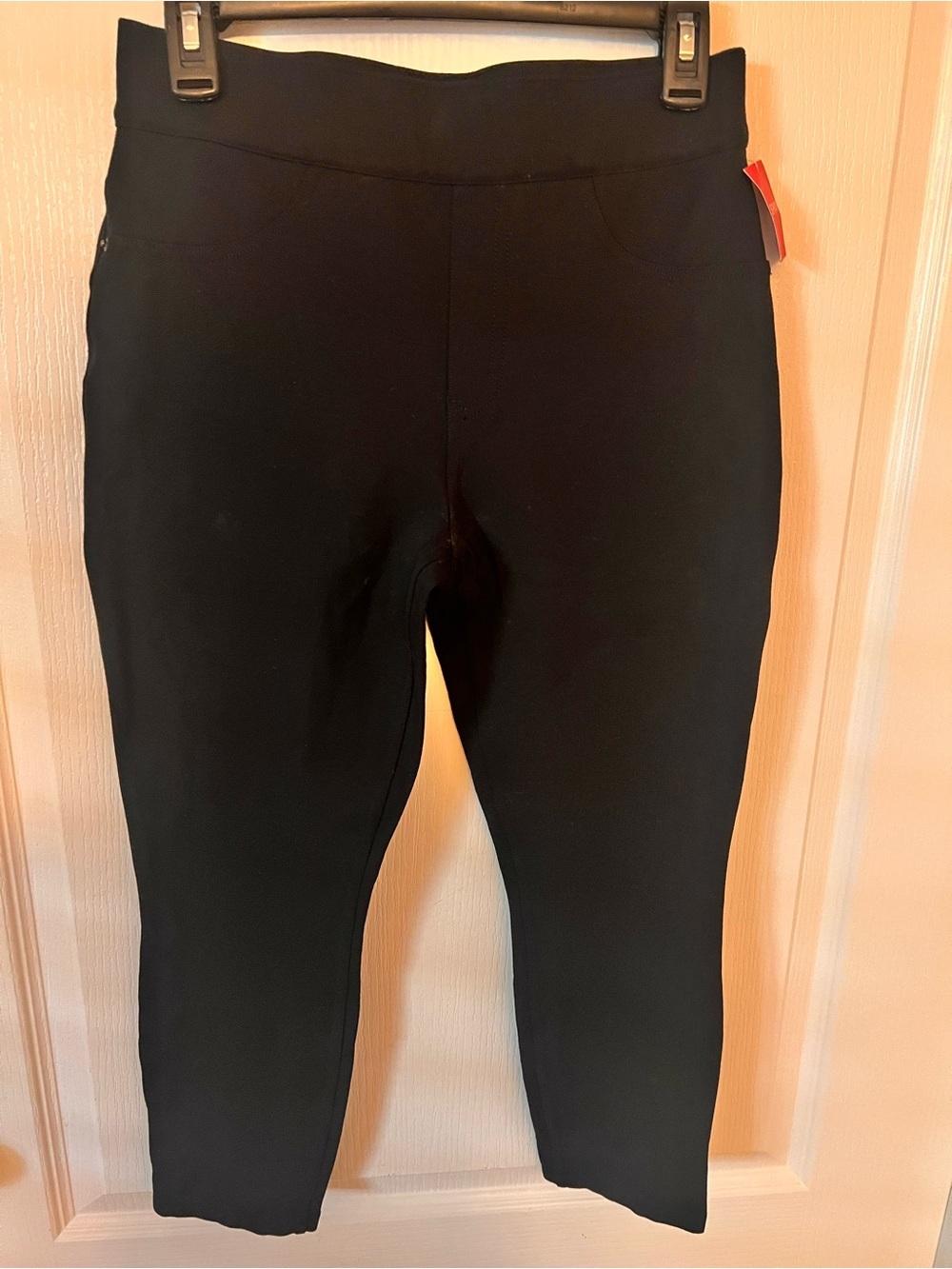 SPANX Black Ankle Crop Ponte Pants